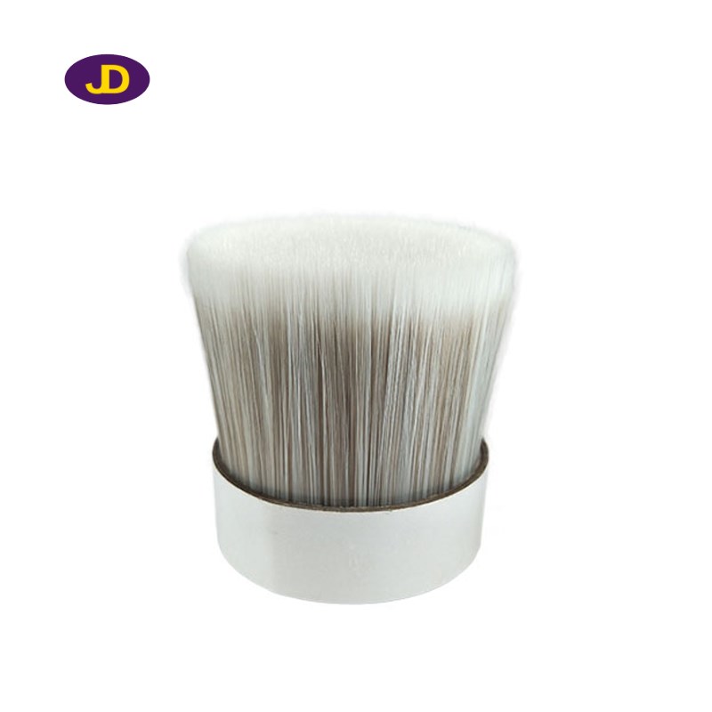 White and grey synthetic brush filament